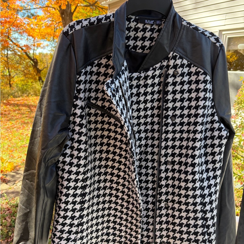 a.n.a Black and White Houndstooth Jacket